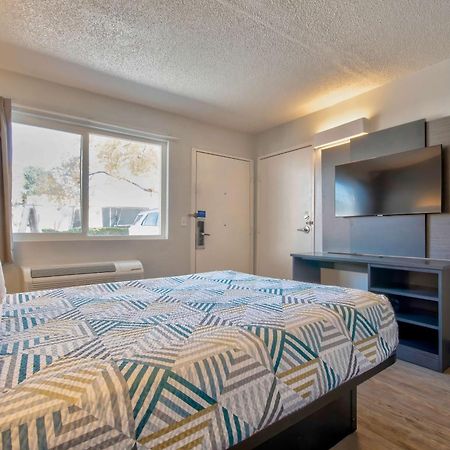 Motel 6 Санта-Фе Экстерьер фото
