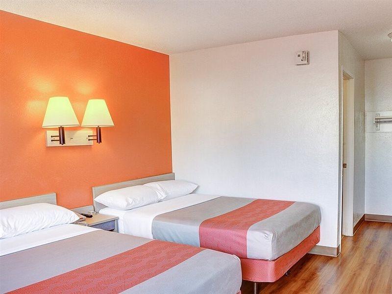 Motel 6 Санта-Фе Экстерьер фото