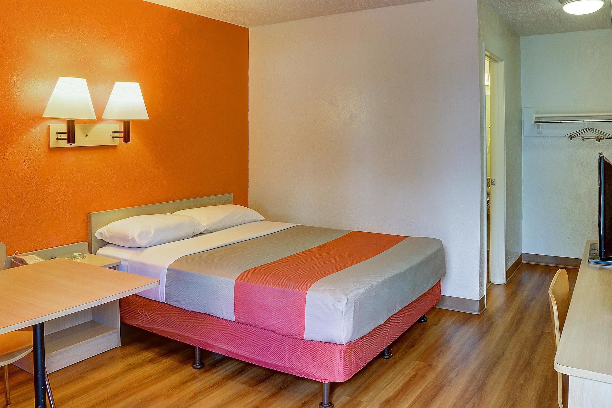 Motel 6 Санта-Фе Экстерьер фото